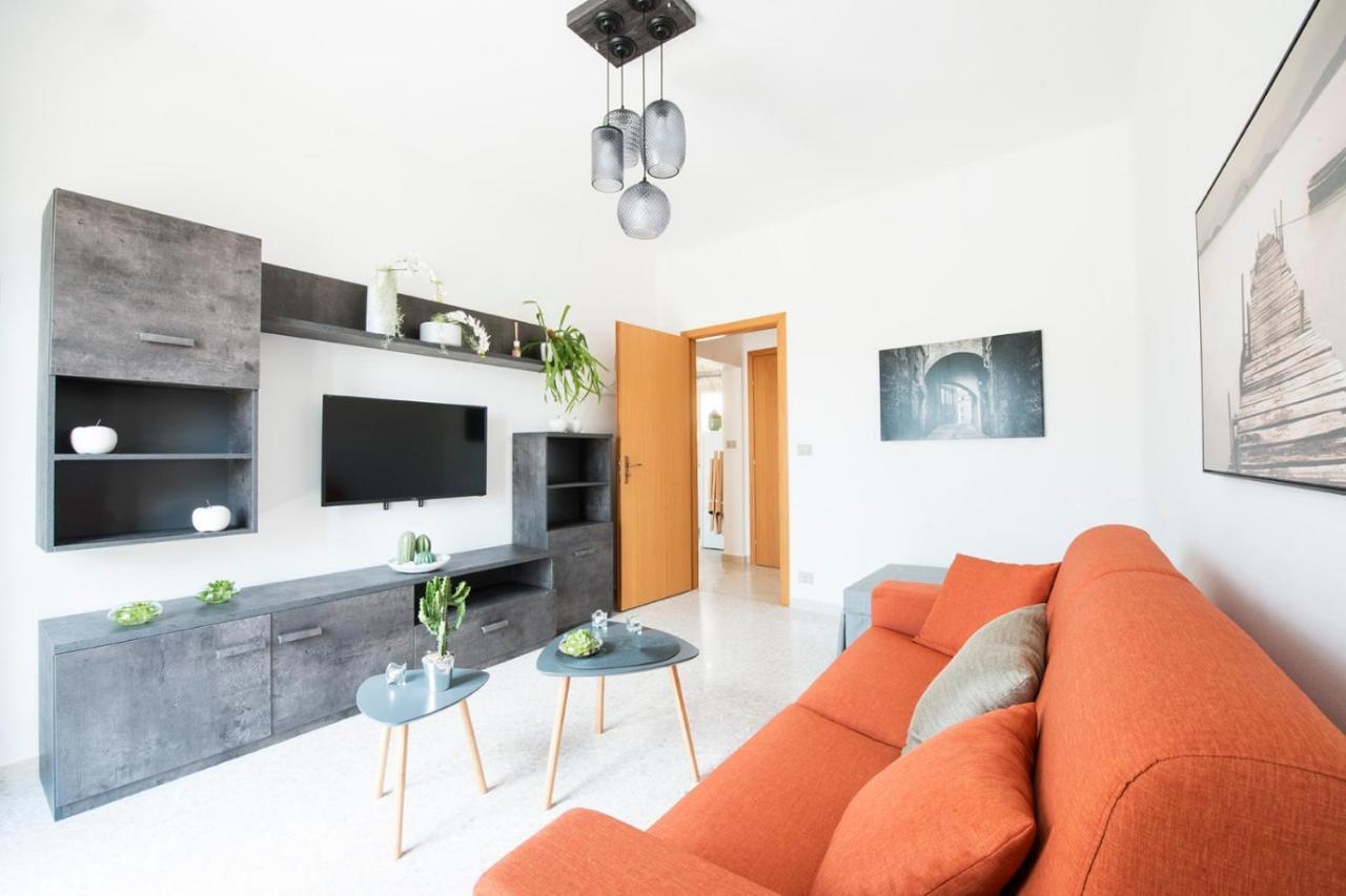 Casa Vacanze La Meridiana Módica Exterior foto